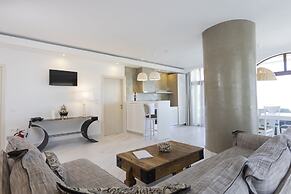 Villa D'Oro - Luxury Villas & Suites