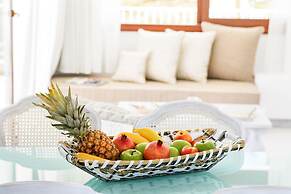 Villa D'Oro - Luxury Villas & Suites