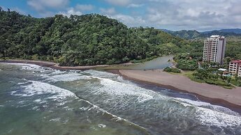 Breakwater Point 603