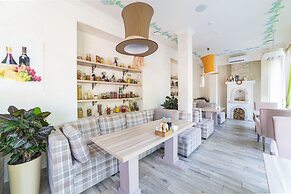 7 Avenue Hotel & SPA