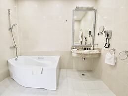 7 Avenue Hotel & SPA