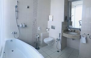 7 Avenue Hotel & SPA