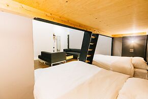 mizuka Imaizumi II-unmanned hotel-