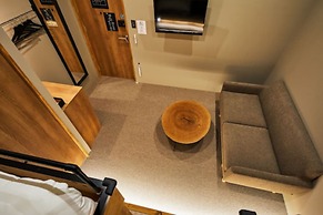 mizuka Imaizumi II-unmanned hotel-