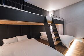 mizuka Imaizumi II-unmanned hotel-