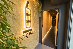 mizuka Imaizumi II-unmanned hotel-