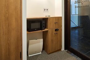 mizuka Imaizumi II-unmanned hotel-