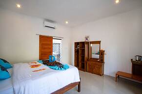 Sundi Ocean Bungalow by ABM