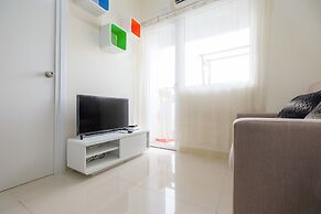 2 Bedrooms at Green Pramuka City Apartment By Travelio