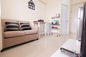 2 Bedrooms at Green Pramuka City Apartment By Travelio