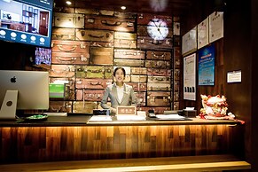 MG Hotel - St. Michael's Cathedral, Qingdao