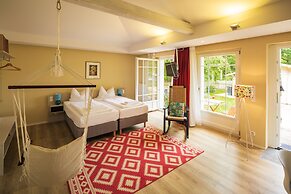 Little Suite Apartments