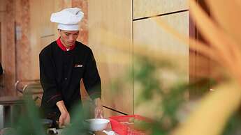 SeaStar Hotel Ha Long