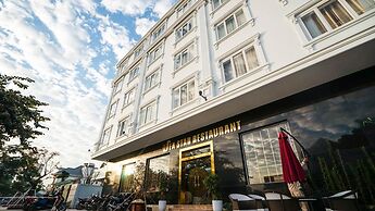 SeaStar Hotel Ha Long