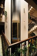 Hotel Diplomat Residency