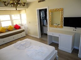 Grand Alacati Boutique Hotel
