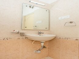 OYO 10821 Sree Balaji Residency