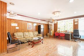 OYO 10821 Sree Balaji Residency