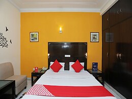 OYO 12075 Hotel Regalia Retreat