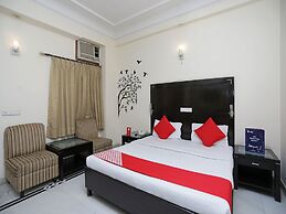 OYO 12075 Hotel Regalia Retreat