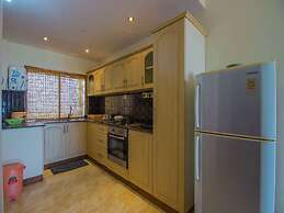 OYO 12867 Home Luxurious 2BHK Near Airport