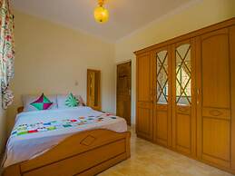 OYO 12867 Home Luxurious 2BHK Near Airport