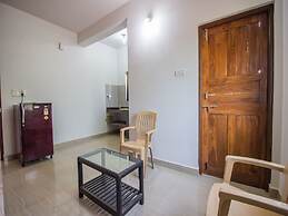 OYO 13203 Home Bright Studio Near Morjim Beach