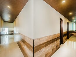 OYO 11747 Hotel Sai Comforts