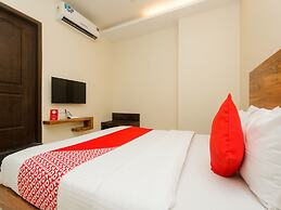 OYO 11747 Hotel Sai Comforts