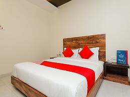 OYO 11747 Hotel Sai Comforts