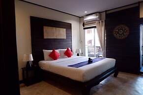 Sunny V Hotel
