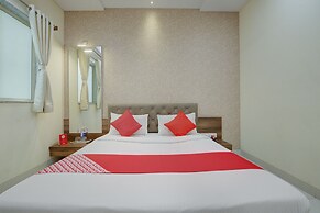 Collection O 11693 Hotel Sunshine