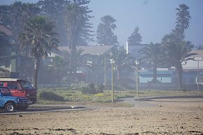 Salty Jackal Surf Camp