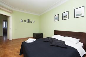 Kvart Boutique Atrium Palace