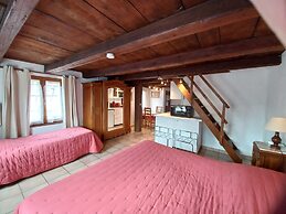 Gîtes et Chambre d'Hôtes A l'Arc en Ciel