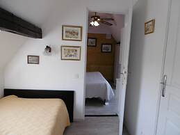 Gîtes et Chambre d'Hôtes A l'Arc en Ciel