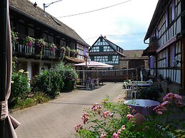 Gîtes et Chambre d'Hôtes A l'Arc en Ciel