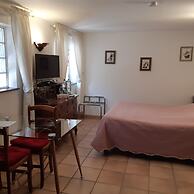 Gîtes et Chambre d'Hôtes A l'Arc en Ciel