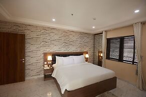 Belanova Apartments & Suites