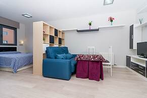 New Big Apple Apartment PTS Granada Canovas