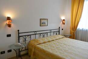 Hotel Italia