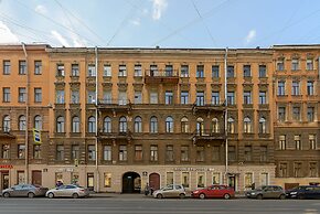 Piter Palace Emerald
