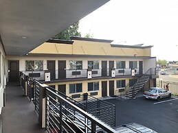 Starlight Inn South El Monte