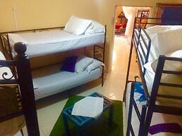 Hostel Villa Red City