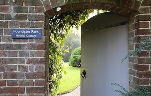 Poundgate Park Holiday House