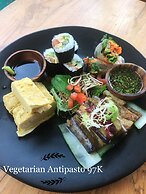 Metteyya Healing House