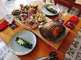 Metteyya Healing House