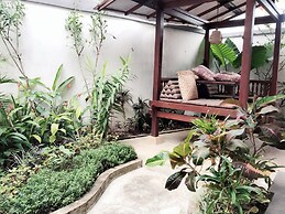 Metteyya Healing House