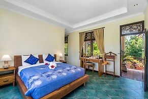 Metteyya Healing House