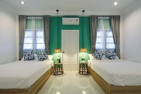 Yindee Travellers Lodge